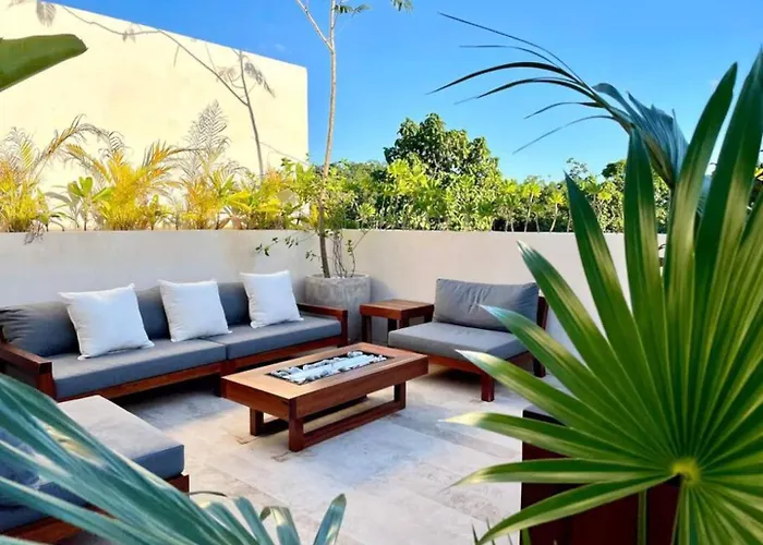 Luxury Penthouse! Private Rooftop Pool Elevator Holiday home Tulum