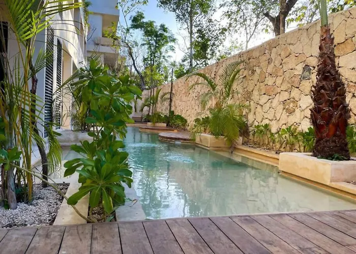 Luxury Penthouse! Private Rooftop Pool Elevator Holiday home